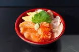 サーモン親子丼（おたる亭 出前寿司）