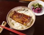 うなぎハーフ弁当(ウナギカッポウ ママダ)