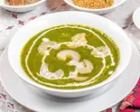 エビホウレン草カレー Shrimp spinach curry（インド・ネパール料理 カトマンズ）