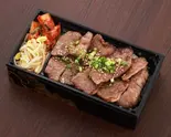 カルビ丼 Beef Rib Rice Bowl（ロッカク六番地）