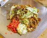 【リピート率9割超え看板メニュー！！】にんにくソース焼そば（お好み焼 鉄板焼 エソラ）