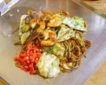 【エソラ名物！】もっちり太麺焼そば Specialty！ Tender Thick Noodle Yakisoba（お好み焼 鉄板焼 エソラ）