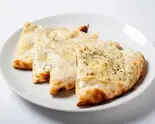 バジルチーズナン Basil Cheese Naan（タラキッチン）