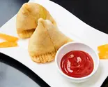 ベジタブルサモサ Vegetable Samosa（Herbal Spice Kitchen）