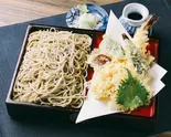 人気No.1☆ 大海老の天せいろ（手打ちそば 志喜千庵）