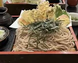 人気☆ 野菜天ざる（手打ちそば 志喜千庵）