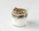 ほうじ茶ティーラテ(ICE)HOJICHA TEA LATTE（BY＆BYcoffee and bar）