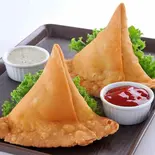 サモサ(2P) Samosa (2 P)（ナマステ ガネシャマハル 大開店）