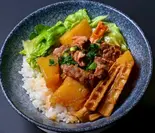竹の子牛肉煮込みかけご飯（パンダ家）