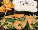 レバニラ唐揚げ弁当（北京飯店東大和店）