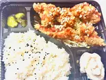 満足ヤンニョムソス付き弁当（まんぞくキッチン）