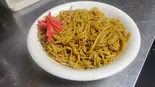 爆盛り具なし焼きそば（ピザ＆ヌードル優行扉）