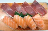 マグロとサーモンセット（福すし四条畷駅前店）