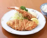 ロースカツ定食+エビフライ付き（キュリードシゲール）
