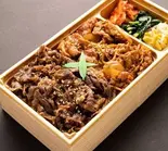焼きしゃぶカルビと旨辛焼きしゃぶカルビ弁当（炭火焼肉と韓国料理カンテイポウ）
