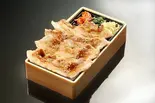 豚カルビ弁当（炭火焼肉と韓国料理カンテイポウ）