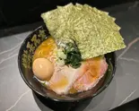 のり玉ラーメン (中)（長尾屋 すすきの店）