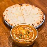 『人気no 1』人気チーズナンとカレーセットCheese Nan and Curry Set（ザ フュージョン）