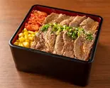 薄切り牛カルビ焼肉弁当(200g)（【ステーキ＆焼肉弁当】シュチニクリン）