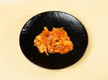 蒸し鶏のテンメンジャンソース(大盛り無料絶品パスタ豊秀ワンコインバルシンプル)