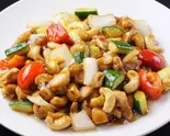 鶏肉とカシューナッツ炒め 腰果鶏丁（佳佳苑イオンモール津田沼North店）