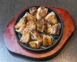 宮崎地鶏の炭火焼き / Charcoal-Grilled Miyazaki Free-Range Chicken（炭火BULL鶏 小田急相模原店）