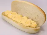 タマゴサラダ・コッペパン（宝珠パン）