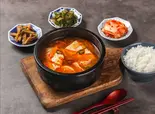 スンドゥブチゲ定食 순두부찌개 정식（ミチンゴギ）