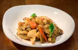 地三鲜(天山見・西北本場料理店・刀削麺(HalalaFood))