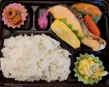 シャケ弁当(やまだん家)