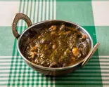 ほうれん草と野菜のカレー Spinach ＆ Vegetables Curry（PARIWAR江坂店）
