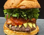 アボカドベーコンバーガー(ポテト＆ドリンクセット)（TRAVIS BURGER）