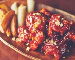 ペダルチキン【大辛ヤンニョム 】 「骨無し」大根ピクルス・お餅・ポテト付きPEDARL HOT YANGNYEOM（ペダルチキン）