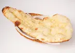 ガーリックナン【Garlic naan】（NAMASTE 吉野店）
