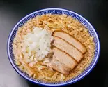 背脂中華そば玉ねぎ※レンジ調理推奨（なおじ上北沢店）