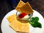 自家製クリームチーズ豆腐(KOBE BAR&RESTAURANT Voice)