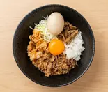 味玉牛まぜそば(200g)（TOMORROW NEVER NOODLES）