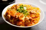 極み親子丼(鶏 80g)とお吸い物 Oyako-don (80g chicken) and soup（【出汁の親子丼】鶏ヶ屋(TORIGAYA)～月寒店～）