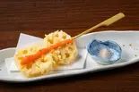 れんこん明太天 Lotus Root with Walleye Pollack Roe Tempura(博多でべそ 品川フロントビル店)