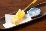 カマンベール天 Camembert Tempura(博多でべそ 品川フロントビル店)