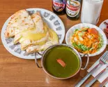 ほうれん草チキンカレーとチーズナンセット(インドマイカレーハウス 荒本店)