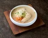 濃厚鶏だしカルグクス / 닭칼국수(KALBI SOCIAL CLUB)