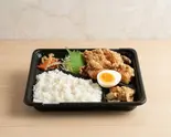 から揚げ弁当（おうちの台所 桃の花）
