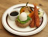 和風おろしハンバーグ・エビフライセット(キッチン大宮マークイズみなとみらい店)