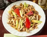 牛肉のXO醤炒め (牛肉XO酱) Beef in XO Sauce Stir-Fry（チャイナ厨房小岩駅前店）