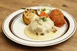 ポルチーニ茸のハンバーグ・カニクリームコロッケセット(キッチン大宮マークイズみなとみらい店)