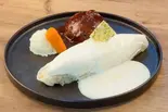 純白のオムライス・大宮特製ハンバーグセット(キッチン大宮マークイズみなとみらい店)