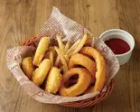 フライバスケット(オニオンリング&チキンナゲット&フライドポテト)(キッチン大宮マークイズみなとみらい店)