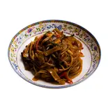 醤油炒めライスヌードル Wok-Seared Flat Rice Noodles with Tender Shredded Pork(点心・香港広東料理 MOON FOREST ムーンフォレスト 月林閣)