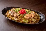 ペア焼きそば Two Topping Yakisoba（鉄板居酒屋 粉武士）